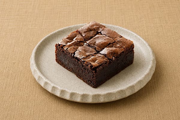 Warm dark chocolate brownie baked in-house, Colombo delivery, Vinya Garden